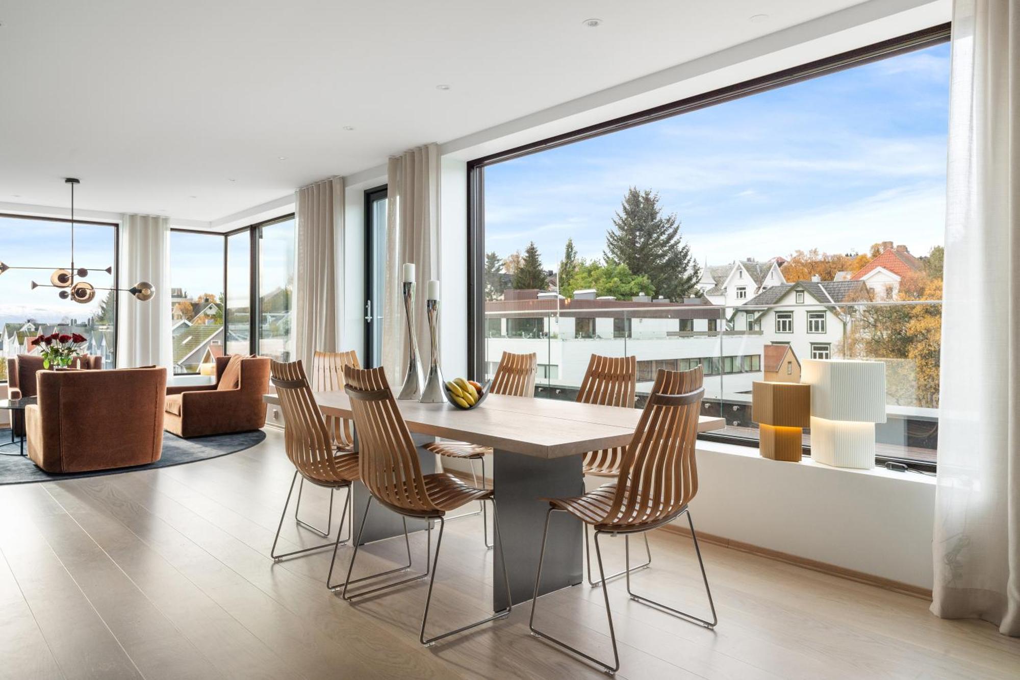 Luxury Apartment Downtown Tromso With 2 Bedrooms And 2 Bathrooms And Parking Экстерьер фото